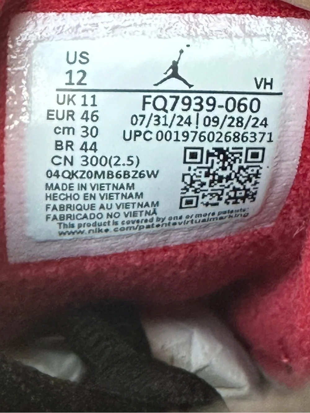Air Jordan 4 RM “Bred”